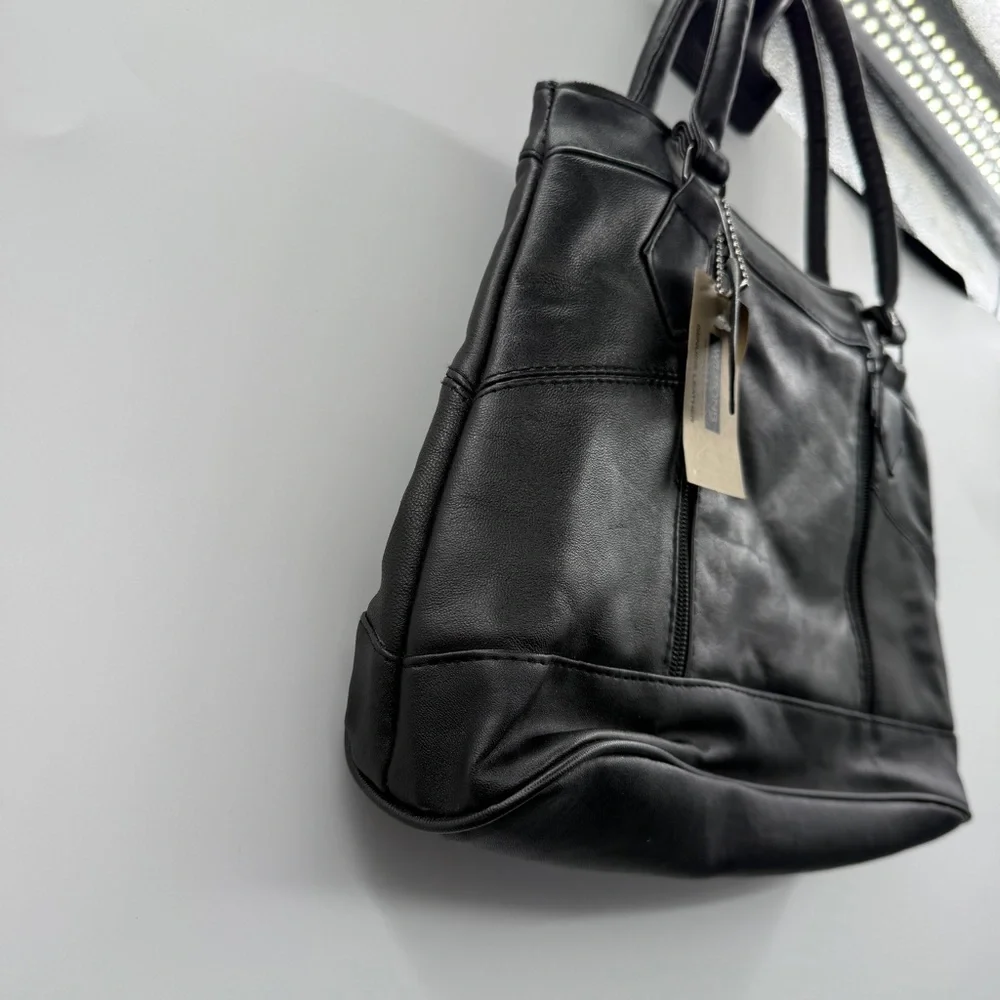 Wilsons Leather NWT Shoulder‎ Bag Black Women’s Handbag Classic Everyday Purse
